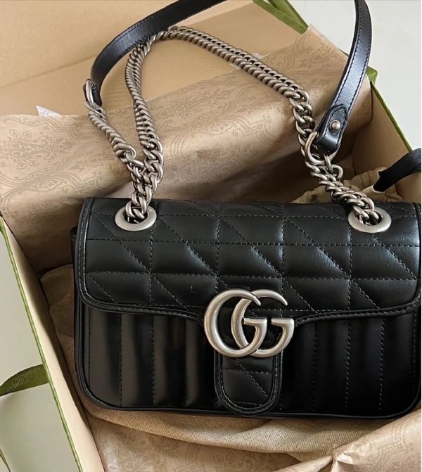 GG Marmont 中号肩包