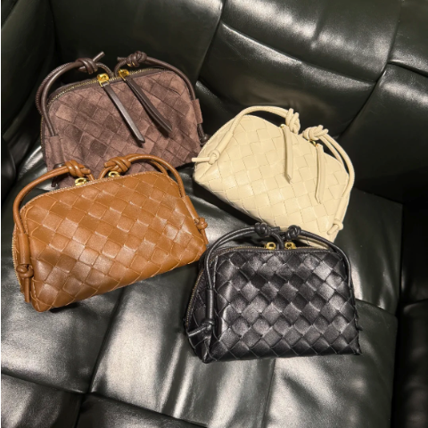 Bottega VenetaConcert 贝壳单肩包