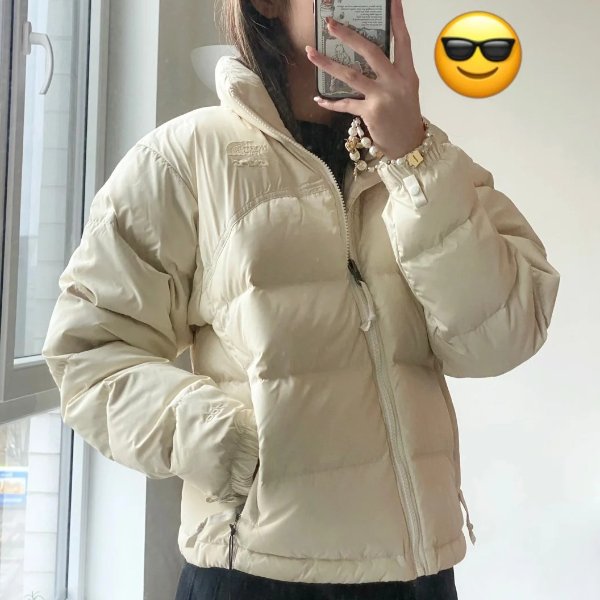 2000 高领羽绒服