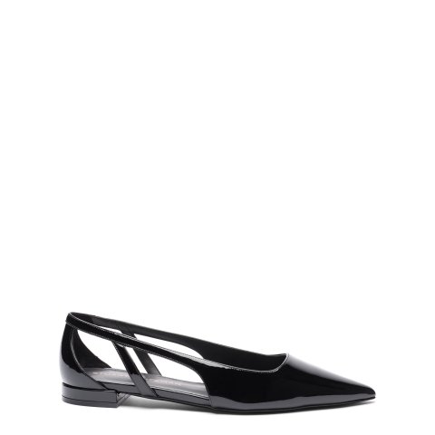 Stuart Weitzman镂空尖头平底鞋