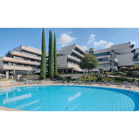 lastminute NH Villa Carpegna 酒店 2晚
