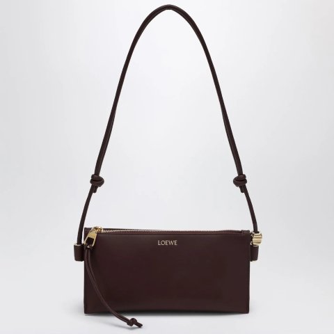 Loewe Joya 酒红色牛皮腋下包