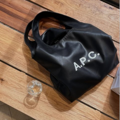 A.P.C.封面同款PUAATM61565 购物袋 黑色