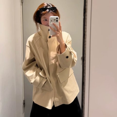 COS棉斜纹高领夹克