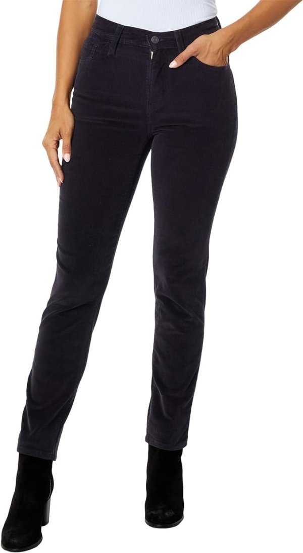 Levi's Women's 724 High Rise Straight Jeans (Also Available in Plus)