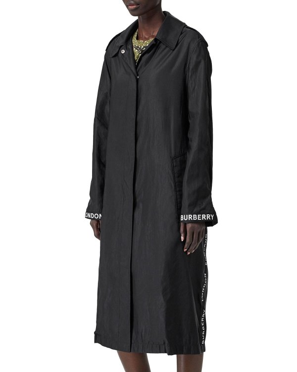 neiman marcus burberry logo-taped 雨衣 $1190.
