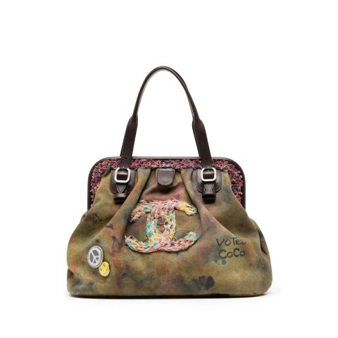 Mini shopping bag, Shiny aged calfskin & gold-tone metal, coral