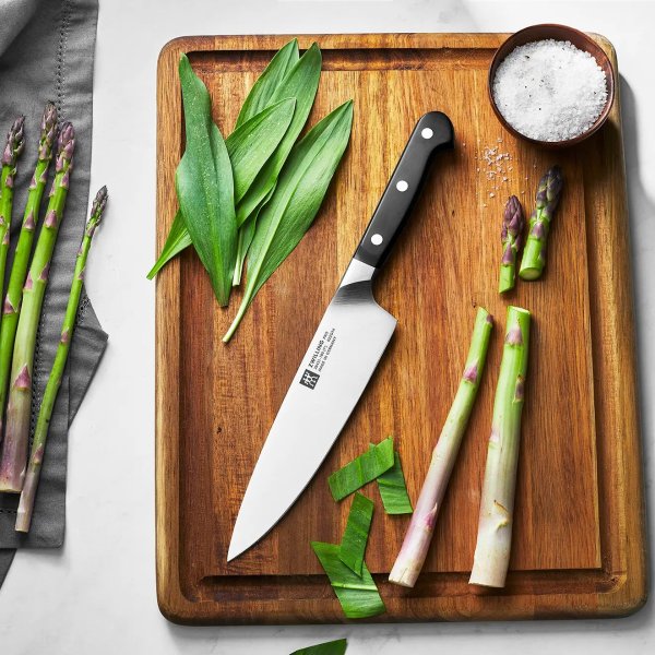 Pro 7-Inch Slim Chef's Knife