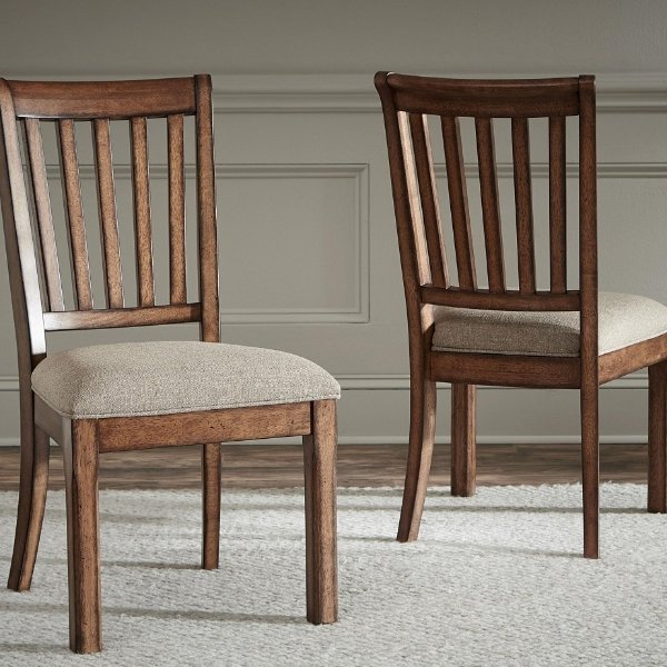 Oxford 竖条木质餐椅