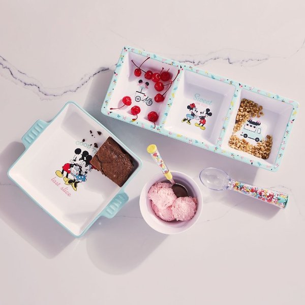 Mickey and Minnie Mouse Treat Tray – Disney Eats | shopDisney