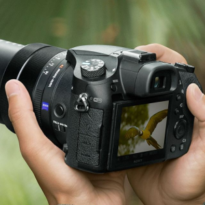 黑五价：Sony 索尼相机、镜头黑五价复活 神器A7史低价热卖
