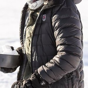 The North Face, Fjallraven, Patagonia Men's Jacket Sale
