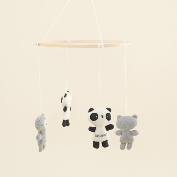 Personalized Panda Design Organic Cot Mobile Welcome %1