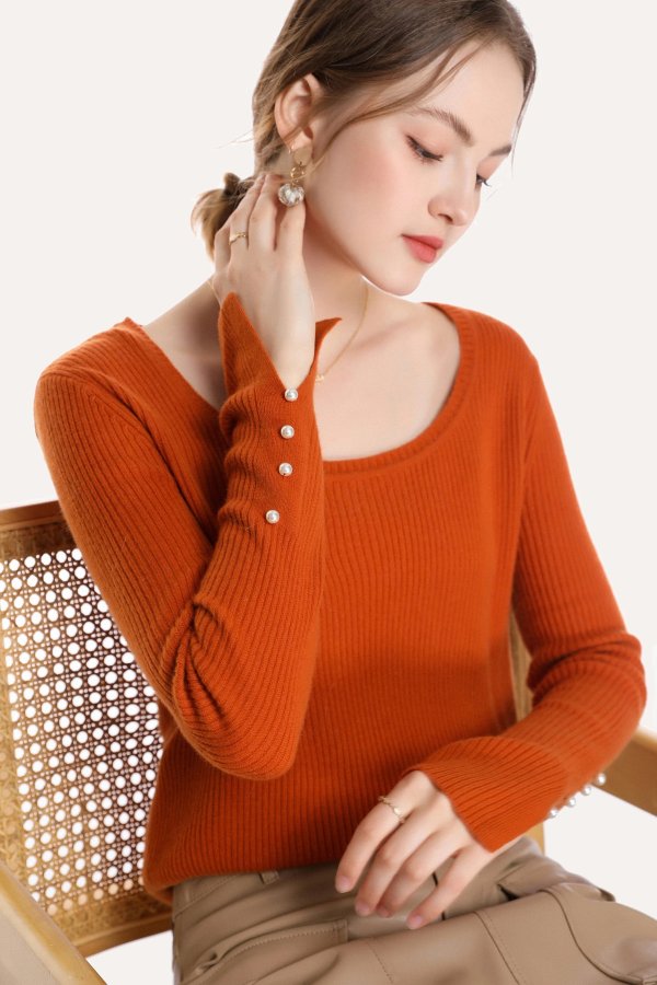 橘色珍珠扣基本款羊毛衫