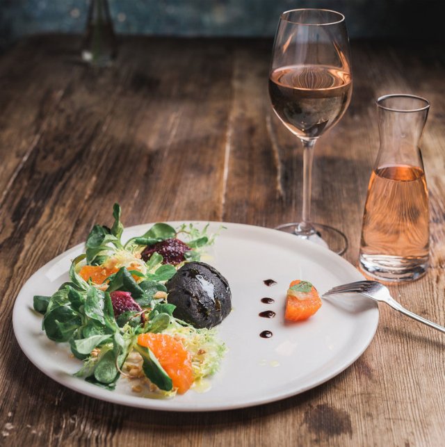 La Bicyclette Restaurant