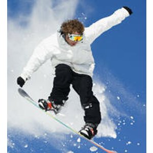 Skis.com 精选滑雪板，滑雪靴和滑雪装备折上折