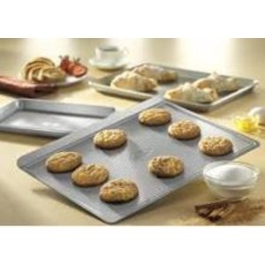 Farberware Nonstick Bakeware 3-Piece Cookie Pan Value Set