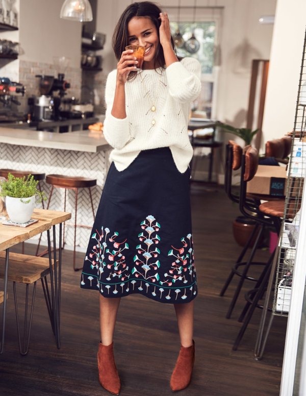 Brooke Embroidered Skirt (Floral Embroidery)