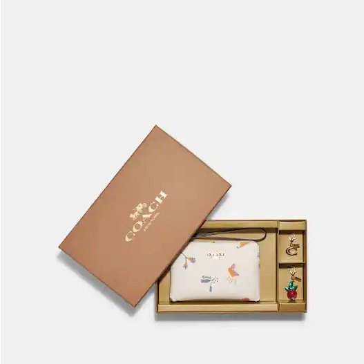 Boxed Corner Zip Wristlet With Dreamy Veggie Print