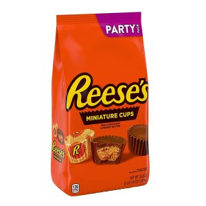 REESE'S Miniatures Milk Chocolate Peanut Butter Cups Candy 35.6 oz Bulk Party Pack