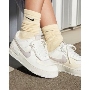 Nike码全Air Force 1 Shadow 女士运动鞋