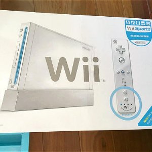 任天堂Wii体感游戏机详细测评+经典游戏推荐