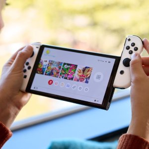 Best Buy 全面补货 双色可选  $449.99新年礼物：Nintendo Switch OLED 新款主机 补货信息更新