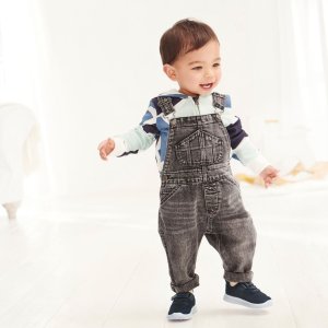 Clarks Extra 40% Off Kids Styles Black Friday Event