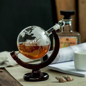 ERAVINO Whiskey Globe Decanter