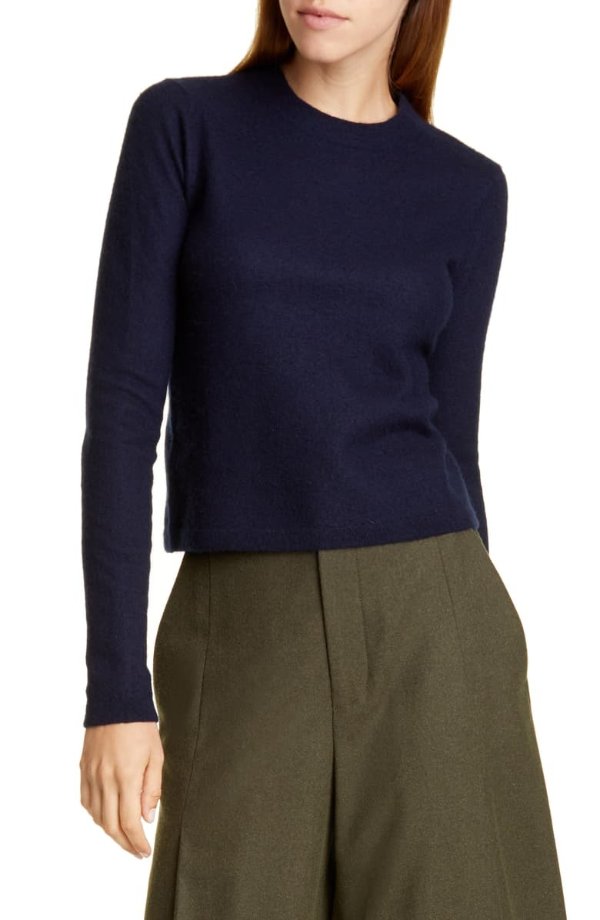 Fitted Crop Cashmere Sweater