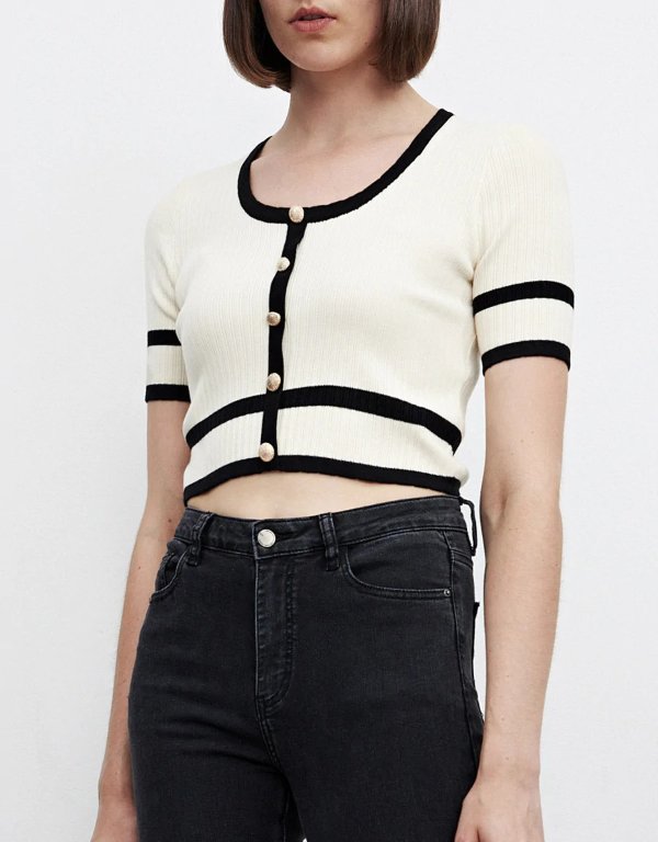Contrast Trim Metal Button Front Knitted Tee