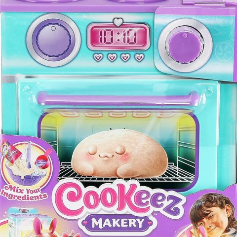 Cookeez Makery Oven. Mix & Make a Plush Best Friend