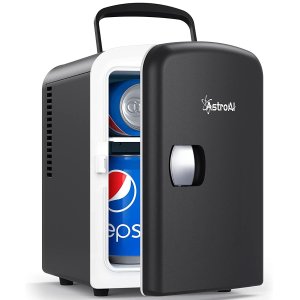 限今天：AstroAI, HiCOZY 便携式迷你冰箱和制冰机促销