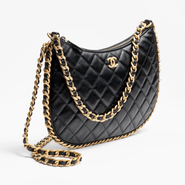 Chanel, Inc. Chanel Large hobo bag, Shiny crumpled lambskin & gold-tone  metal, black — Fashion