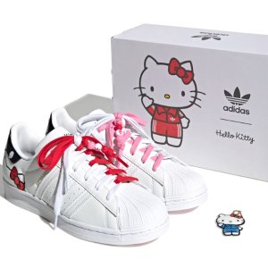 预告：Hello Kitty X adidas Originals 3款联名鞋预计年底发售