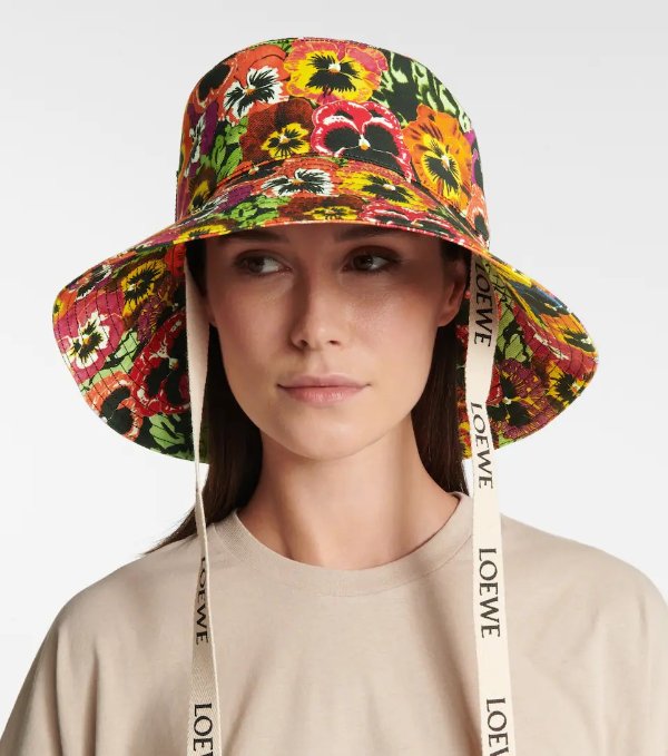 LOEWE - Luxury Bucket Hat In Raffia And Calfskin For Women for Women