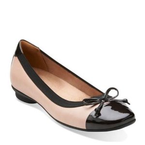 Clarks® 'Candra Glow' Flat On Sale @ Nordstrom