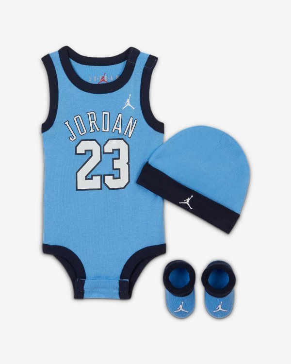 Baby (6-12M) Bodysuit, Hat and Booties Box Set. Nike.com