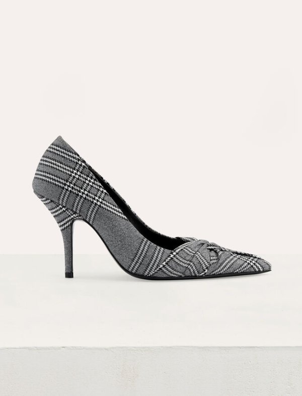 FABPDG Draped pumps in Prince of Wales plaid