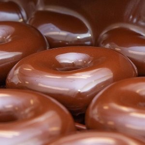 限今天：Krispy Kreme 火爆巧克力甜甜圈短暂回归