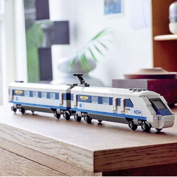 High-Speed Train 40518 | Creator Expert | Buy online at the Official LEGO® Shop US