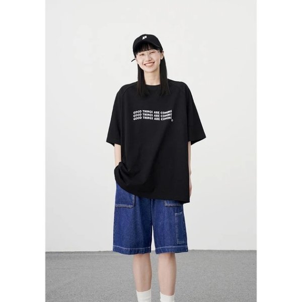 Good Things Are Coming Graphic Oversized T-Shirt