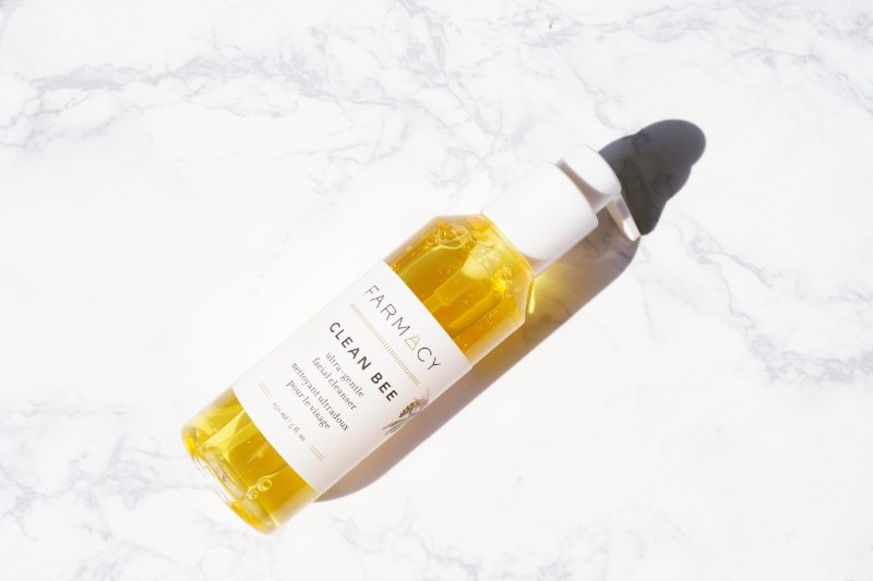 9 FARMACY CLEAN BEE