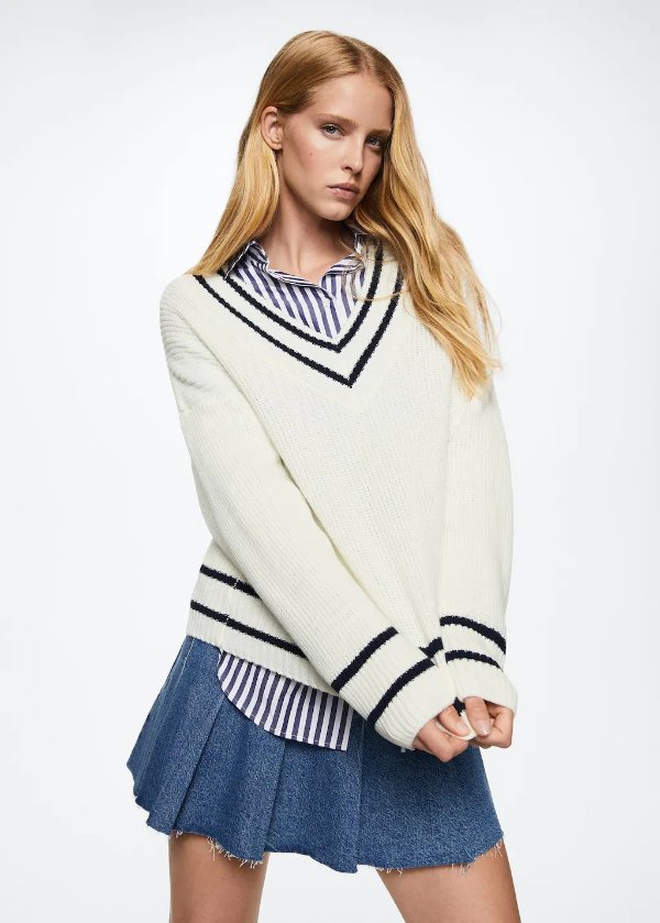 V-neckline oversize sweater - Women | Mango USA