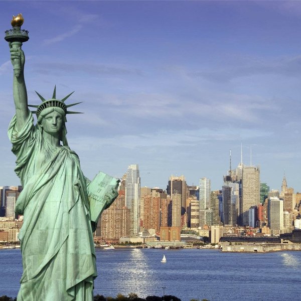 【电子票】75分钟自由女神环岛船票：独特视角膜拜美国象征，领略布鲁克林大桥、帝国大厦(78码头出发)