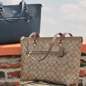 Up to 70% Off + Extra 15% OffCOACH Outlet Tote Sale