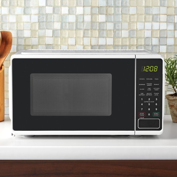 0.7 cu. ft. Countertop Microwave Oven, 700 Watts, White, New