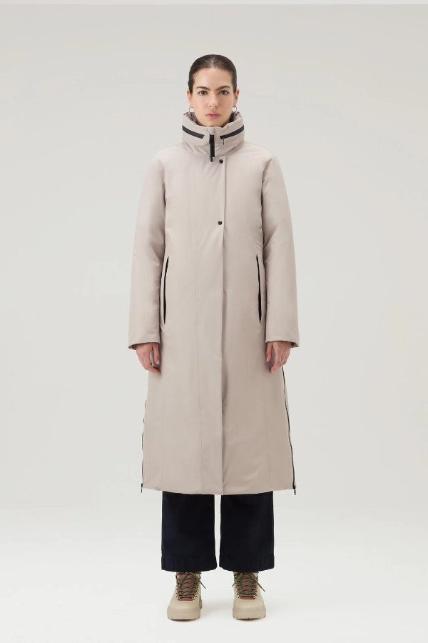 Waterproof High-Tech Long Coat in Recycled GORE-TEX Light Taupe