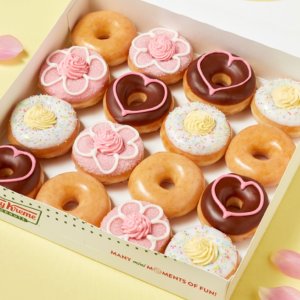 上新：Krispy Kreme 母亲节限定甜甜圈 可可爱爱小花、爱心造型