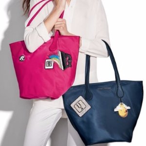 Marc Jacobs Women Handbags Sale @ Neiman Marcus